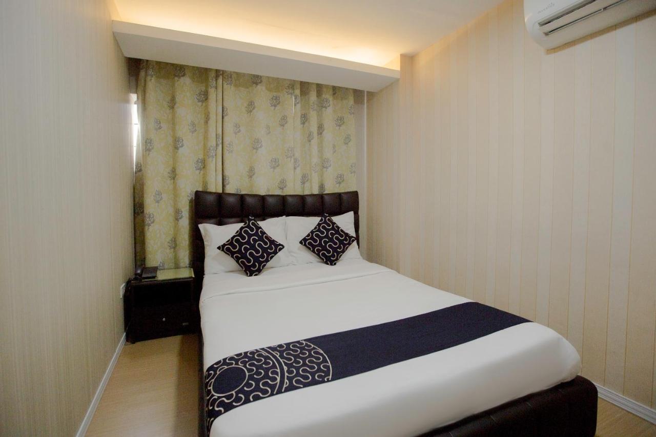 Newgrange Condotel Quezon City Extérieur photo