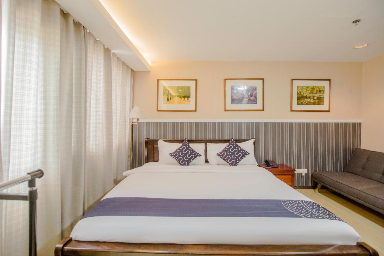 Newgrange Condotel Quezon City Extérieur photo
