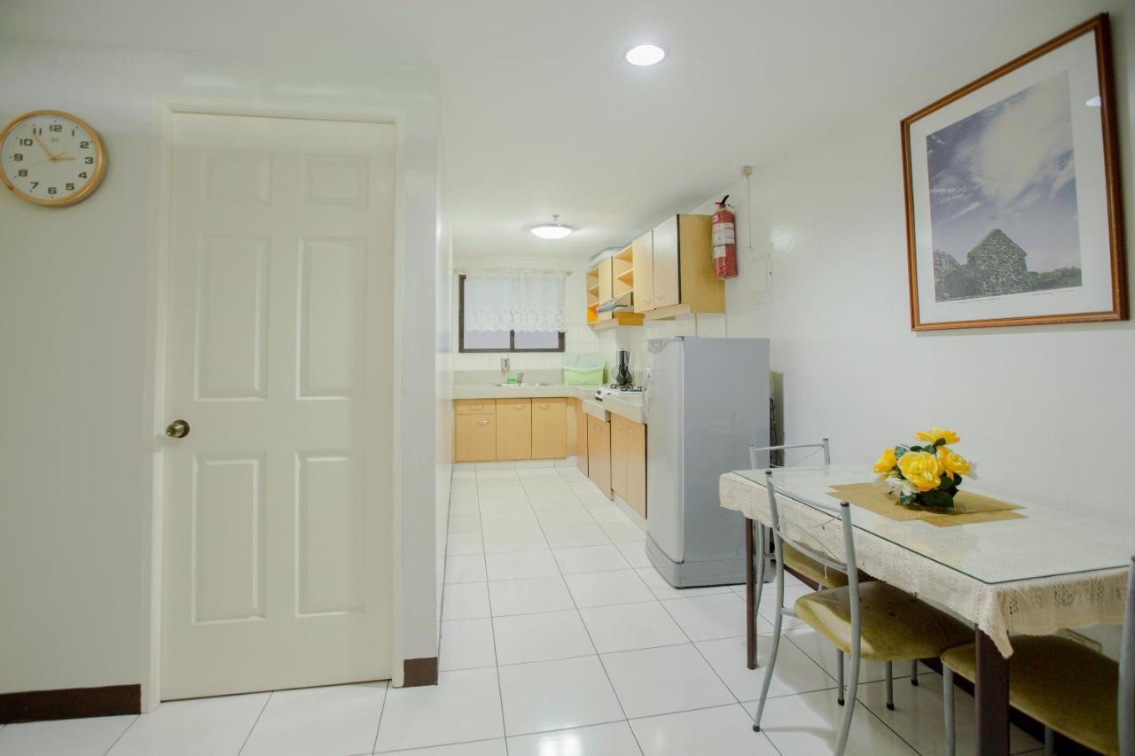 Newgrange Condotel Quezon City Extérieur photo