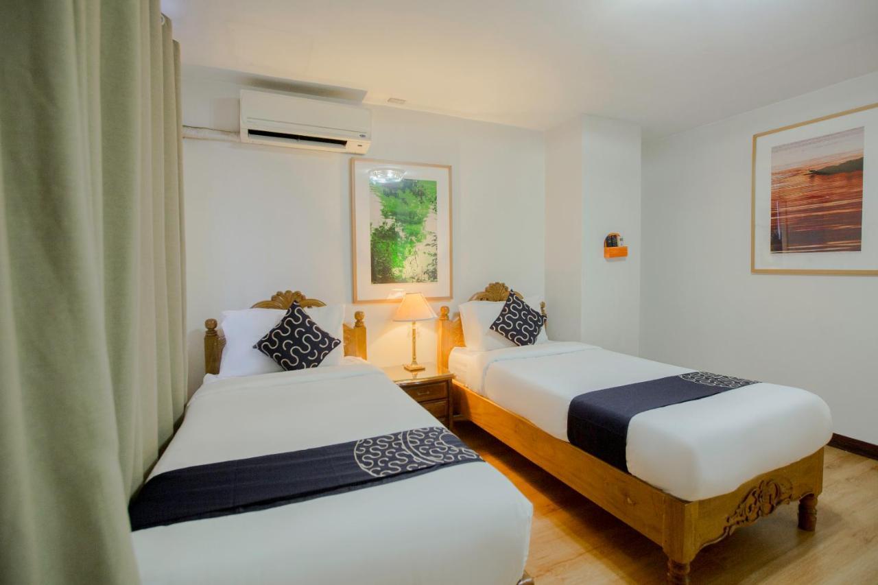 Newgrange Condotel Quezon City Extérieur photo