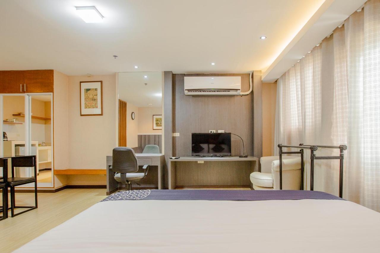 Newgrange Condotel Quezon City Extérieur photo