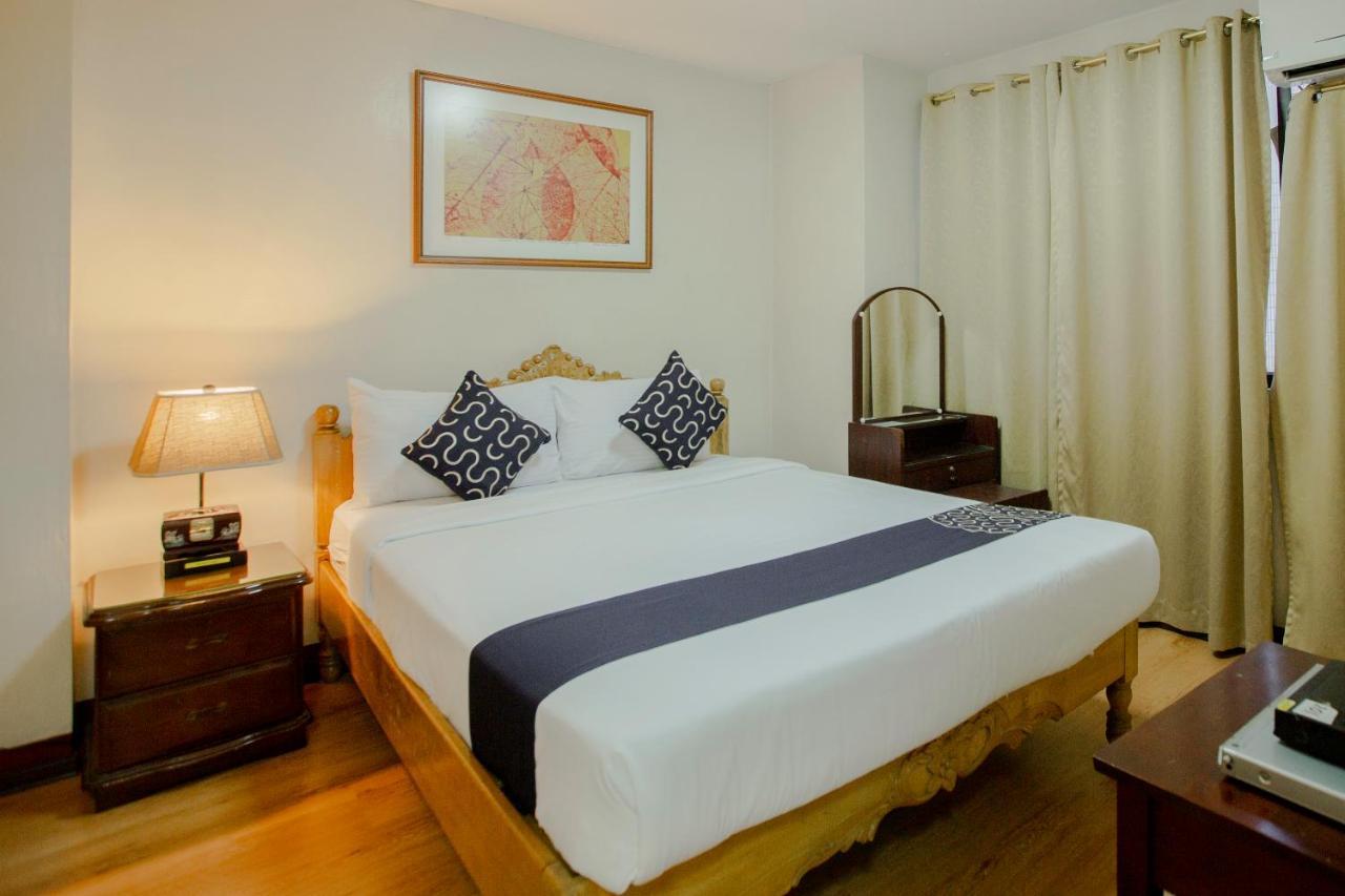 Newgrange Condotel Quezon City Extérieur photo