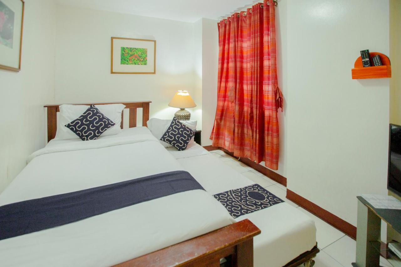 Newgrange Condotel Quezon City Extérieur photo