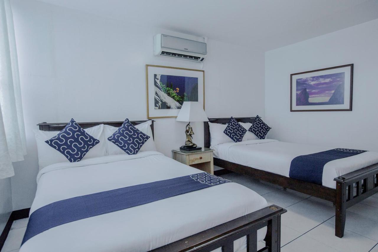 Newgrange Condotel Quezon City Extérieur photo
